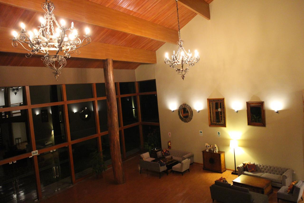 Taypikala Deluxe Valle Sagrado Urubamba Exteriér fotografie